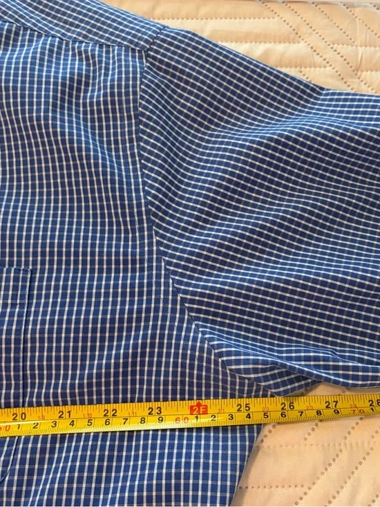 Men's Long-Sleeve Blue Check Dress Shirt
Size XL/TG/XG 17-17 1/2 - Picture 4 of 5